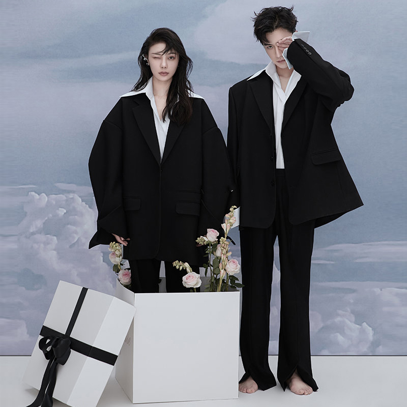 Photography Outfits - Fashionable Wide-Style Couple's Suit Set for