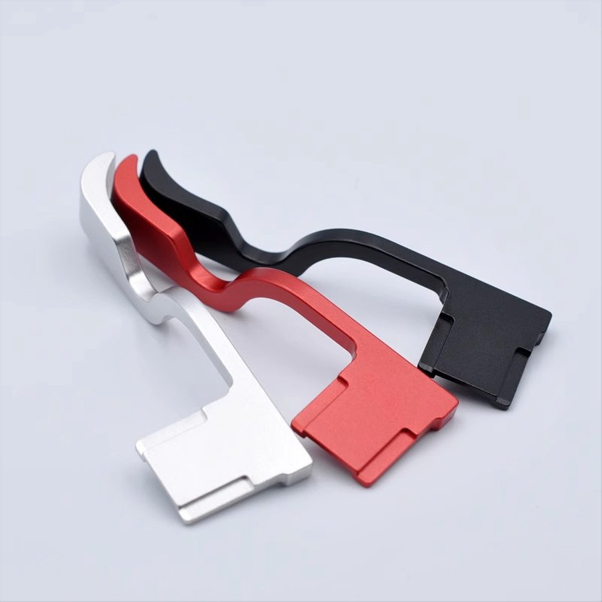 Hot Shoe Adapter - (DT37) Hot Shoe Thumb Up Hand