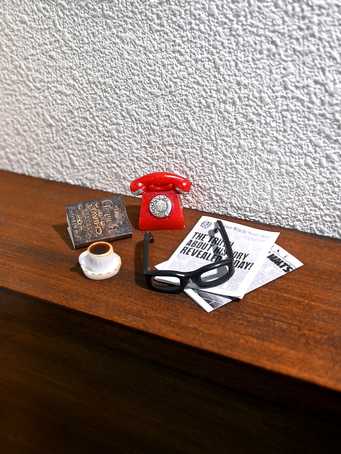 A Miniature Vintage Desktop Or - đánh giá và giá Photography Model
