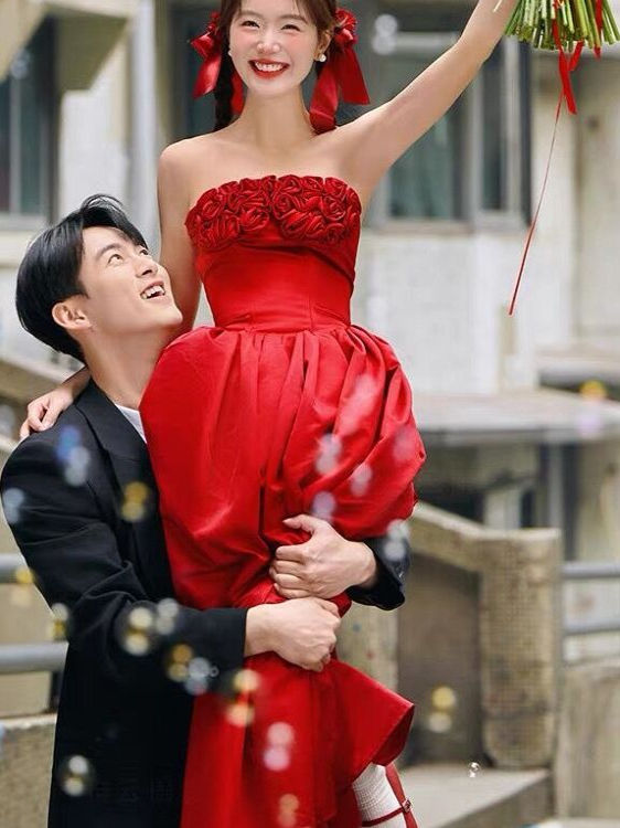 2025 New Red Strapless Floral  - đánh giá và giá Photography Outfits